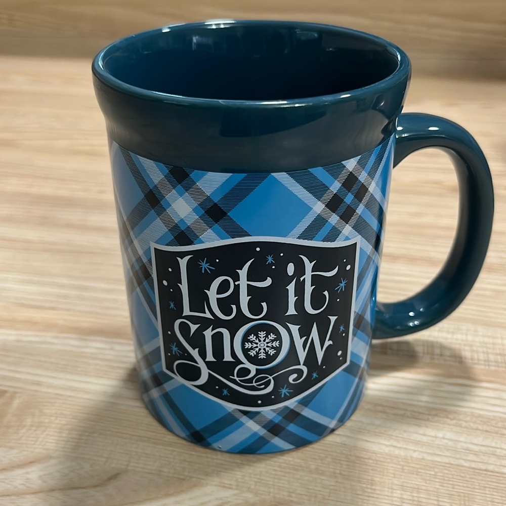 Let It Snow Mug